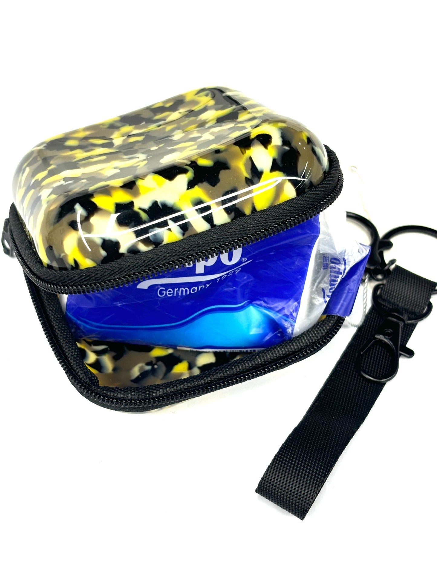 Square case Camouflage yellow