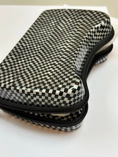 clutch bw p1